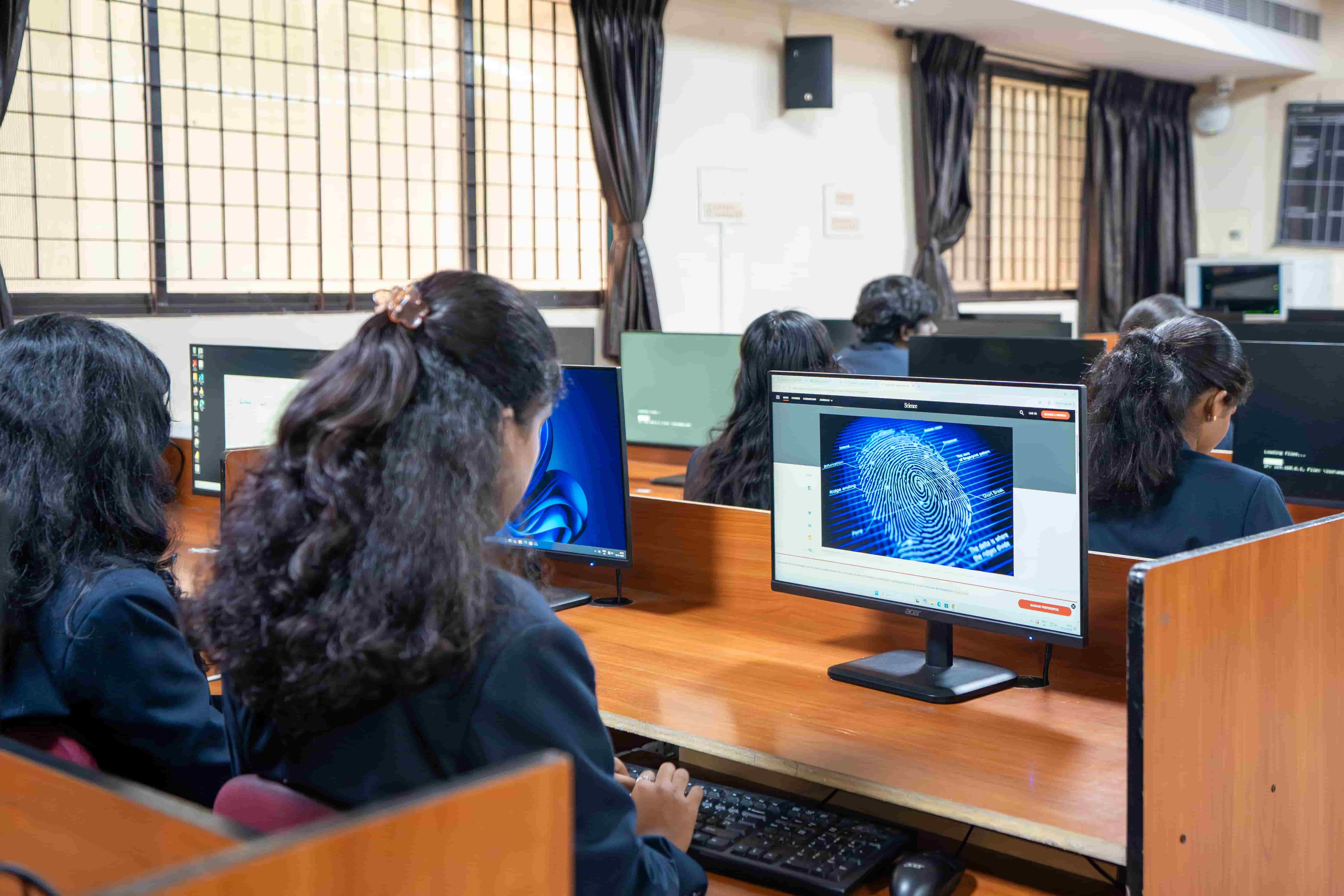 EMURGO Blockchain Academy