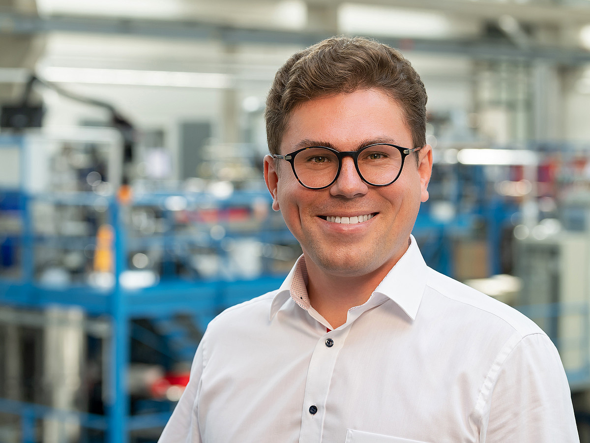 Prof. Dr. -Ing. Ilya Okulov (Profile Picture)